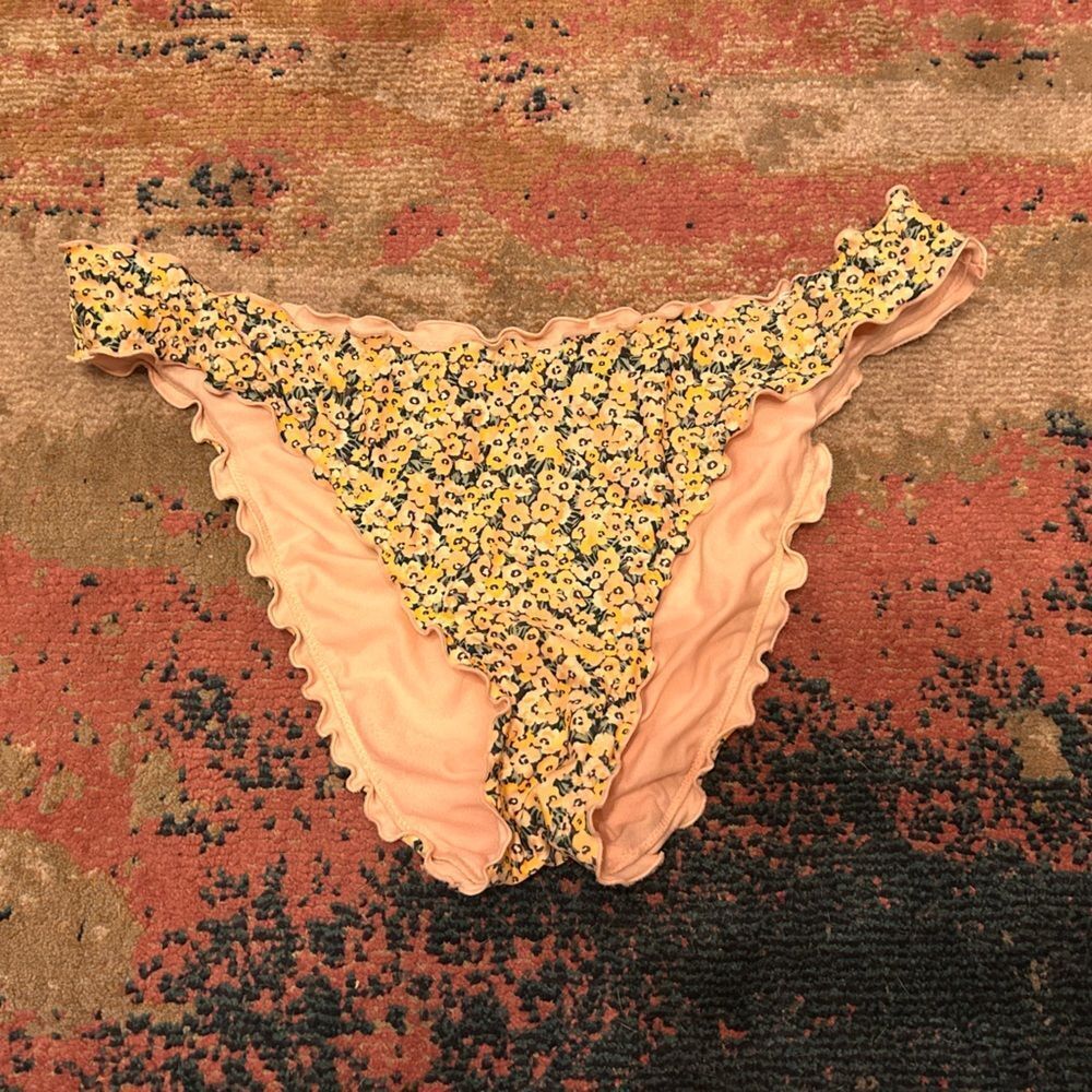 Never Worn Ruffle Floral Bikini Bottom